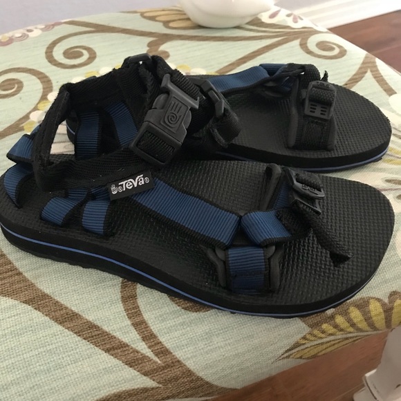 teva spider sandals